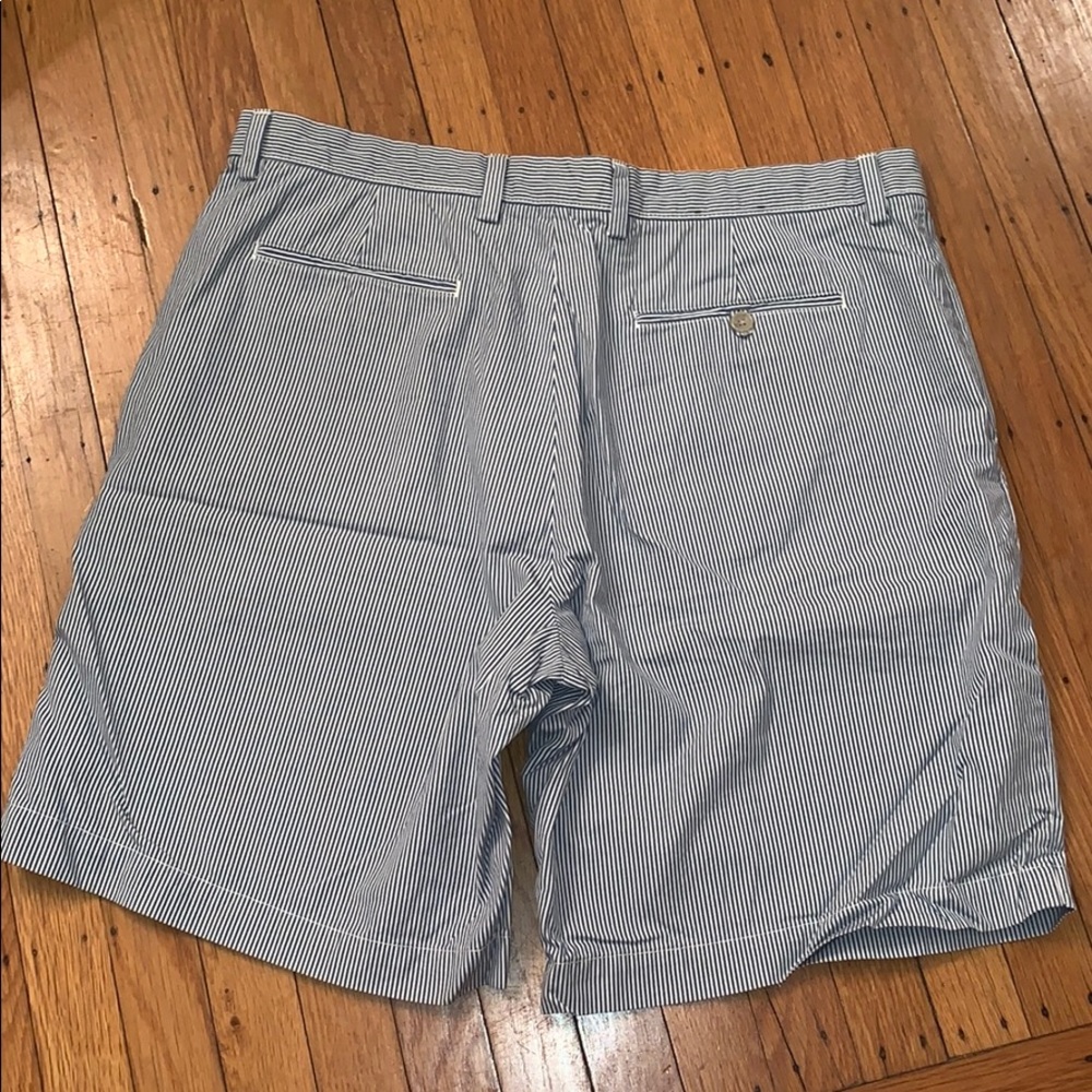 Banana Republic Shorts Size 36 Pinstripes Blue - Picture 6 of 8